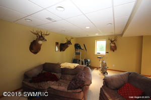 9313 Bailey Dr NE, Ada, MI 49301 photo 32