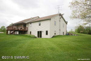 9313 Bailey Dr NE, Ada, MI 49301 photo 4