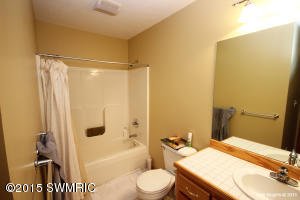 9313 Bailey Dr NE, Ada, MI 49301 photo 25
