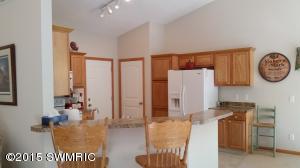 4586 N Pine Ave, Mears, MI 49436 photo 8
