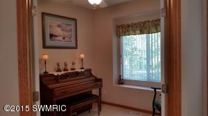 4586 N Pine Ave, Mears, MI 49436 photo 10