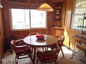 2140 Wolf Lake Dr, Baldwin, MI 49304 photo 9