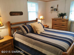 2140 Wolf Lake Dr, Baldwin, MI 49304 photo 10