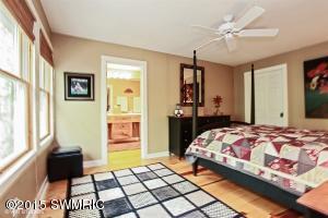 7982 Barbaras Way, Harbert, MI 49115 photo 9