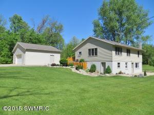 12470 Serenity Dr, Marcellus, MI 49067 photo 1