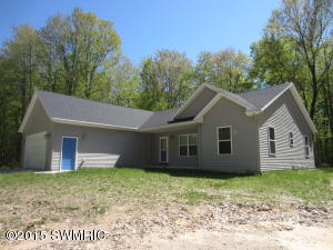 277 N Bear Trak, White Cloud, MI 49349 photo 15