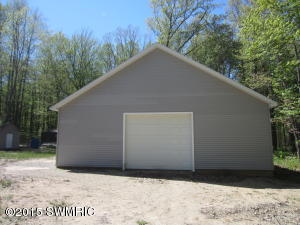 277 N Bear Trak, White Cloud, MI 49349 photo 17