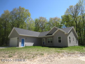 277 N Bear Trak, White Cloud, MI 49349 photo 16