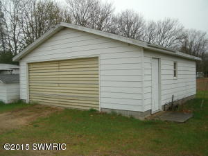 11655 W Washington Rd, Sumner, MI 48889 photo 4