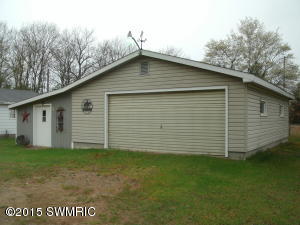 11655 W Washington Rd, Sumner, MI 48889 photo 3