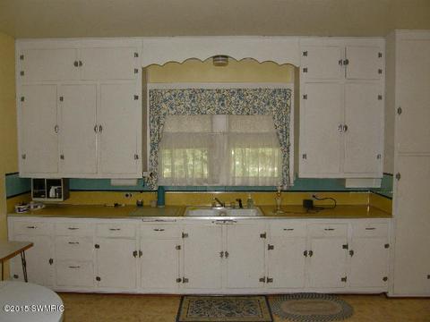1431 E Preuss Rd, Manistee, MI 49660 photo 8