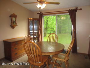 13577 S Willow Ave, Grant, MI 49327 photo 17