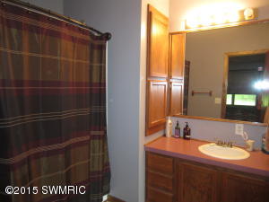 13577 S Willow Ave, Grant, MI 49327 photo 9