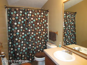 13577 S Willow Ave, Grant, MI 49327 photo 8