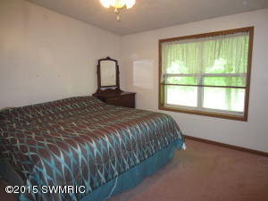 13577 S Willow Ave, Grant, MI 49327 photo 14