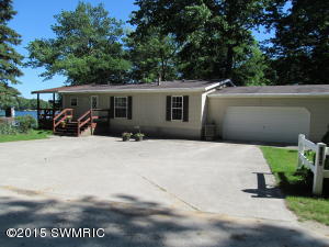 6829 E Dennis Dr, Walkerville, MI 49459 photo 2