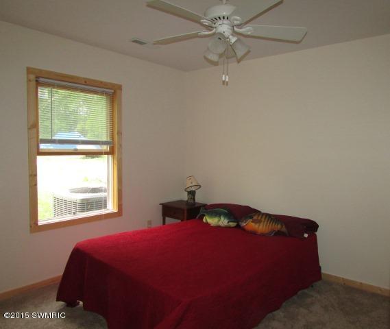 5481 N Shore Dr, Sears, MI 49679 photo 15