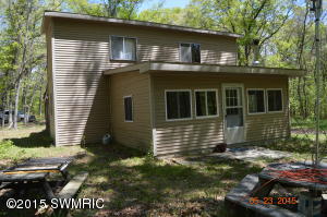 892 E 3 Mile Rd, White Cloud, MI 49349 photo 1
