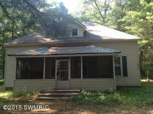 1734 W 68th St, Baldwin, MI 49304 photo 2