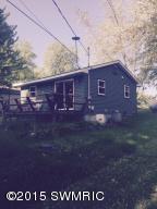 372 Adele Dr, Trufant, MI 49347 photo 1