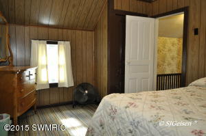 216 W Division St, Belding, MI 48809 photo 23
