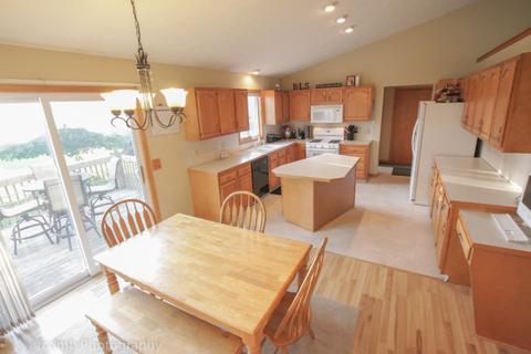 4324 Saturn Dr, Dorr, MI 49323 photo 13