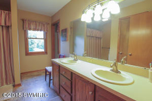 3689 20th St, Dorr, MI 49323 photo 15