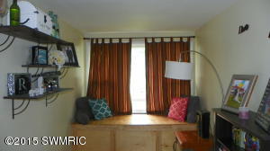 302 E Bennett St, Three Rivers, MI 49093 photo 7