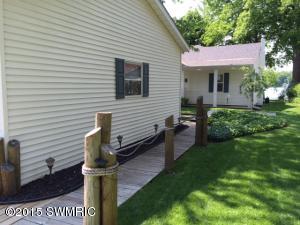 10526 Tomkinson Rd, Scotts, MI 49088 photo 2