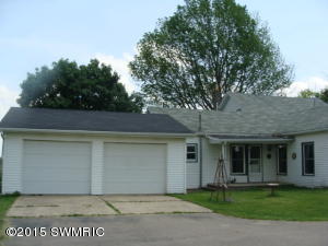 4148 Clyde Rd, Lyons, MI 48851 photo 2
