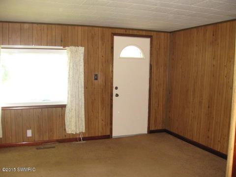 721 E Grn, Marshall, MI 49068 photo 10