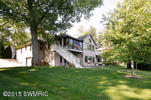11180 Point Rd, Three Rivers, MI 49093 photo 1