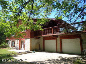 1595 S Townhall Rd, Stanton, MI 48888 photo 9