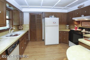 10353 D Ave E, Richland, MI 49083 photo 8