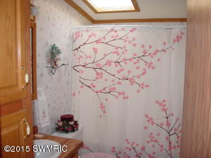 23286 Van Resort Dr, Mendon, MI 49072 photo 17