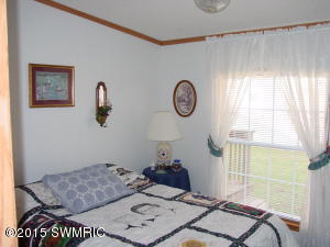 23286 Van Resort Dr, Mendon, MI 49072 photo 16