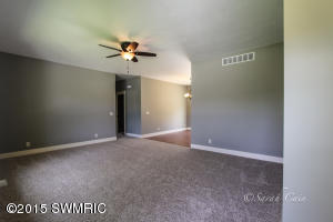 13225 Shutter SE, Lowell, MI 49331 photo 3