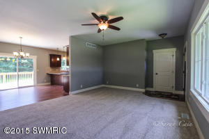 13225 Shutter SE, Lowell, MI 49331 photo 4