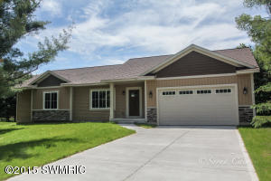 13225 Shutter SE, Lowell, MI 49331 photo 1