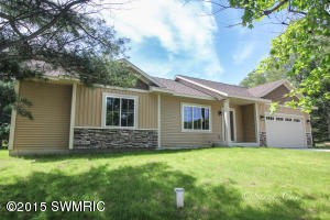 13225 Shutter SE, Lowell, MI 49331 photo 2