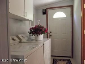 175 E 104th, Grant, MI 49327 photo 15