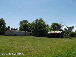 175 E 104th, Grant, MI 49327 photo 4