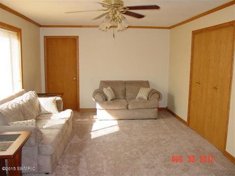 181 W Water St, Constantine, MI 49042 photo 15