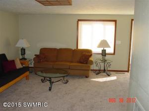 175 W Water St, Constantine, MI 49042 photo 6