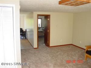 175 W Water St, Constantine, MI 49042 photo 8
