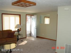 175 W Water St, Constantine, MI 49042 photo 7