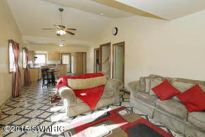 1327 River St, Three Rivers, MI 49093 photo 5