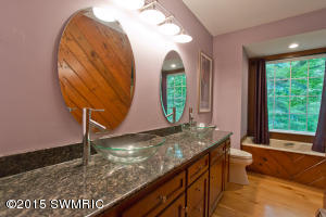 8211 28th St SE, Ada, MI 49301 photo 32