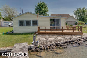 16404 Hideaway Dr, Vandalia, MI 49095 photo 1