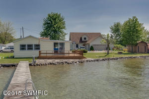 16404 Hideaway Dr, Vandalia, MI 49095 photo 2